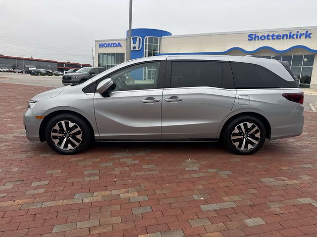 Used 2025 Honda Odyssey Van