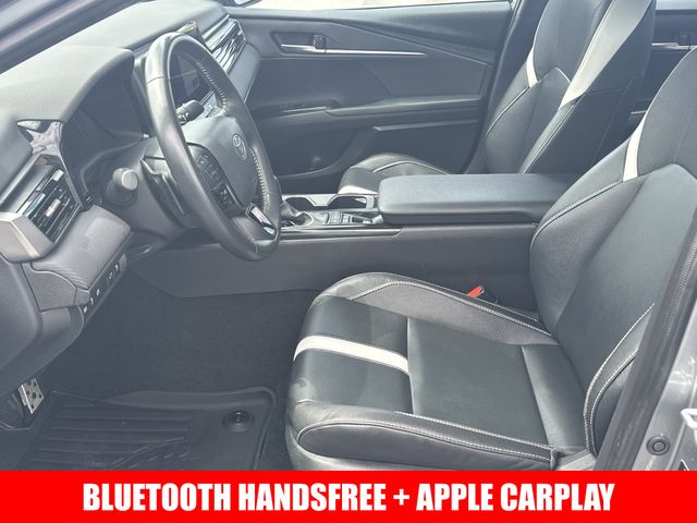 View vehicle photo 3