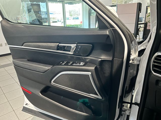 2023 Kia Telluride SX-Prestige X-Line White at Bob Mills Chevrolet