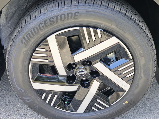 New 2026 Nissan Kicks SUV