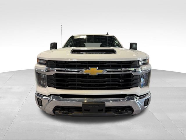 2025 Chevrolet Silverado 2500HD LT White at Bob King Buick GMC