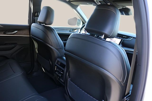 New Car 2025 Jeep Grand Cherokee  Limited For Sale Under $50,000 In Austin, Texas