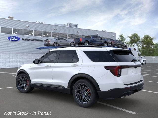 2025 Ford Explorer ST-Line 5