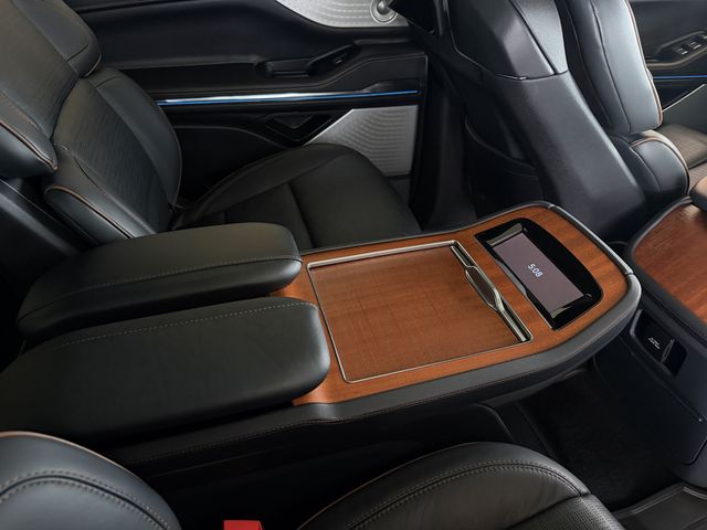 Used 2025 Lincoln Navigator SUV
