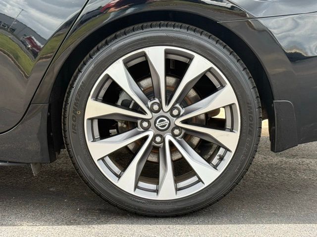 used 2019 Nissan Maxima car, priced at $21,188