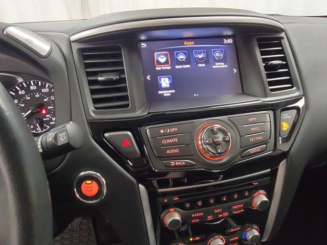 2018 – Nissan – Pathfinder