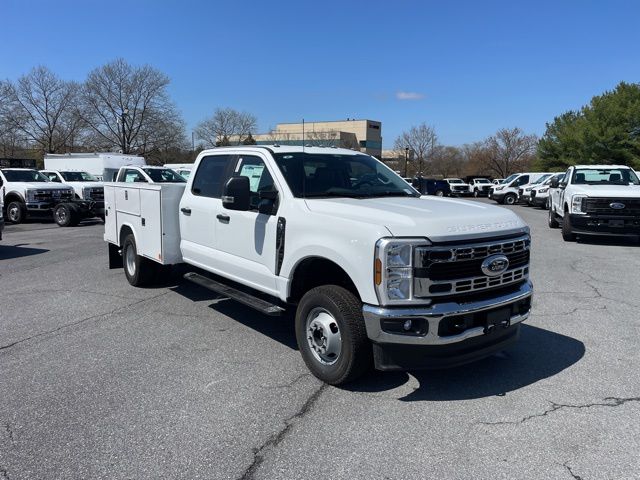 2025 Ford F-350 Super Duty XL