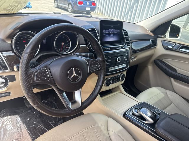 Used 2018 White Mercedes-Benz GLE 350 image 17
