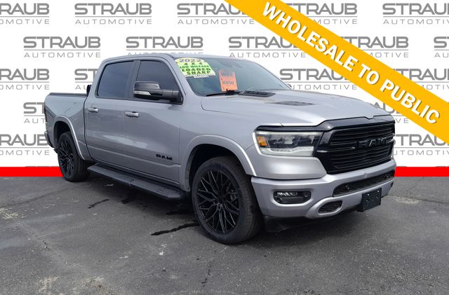 2022 RAM 1500 Laramie Crew Cab 4WD
