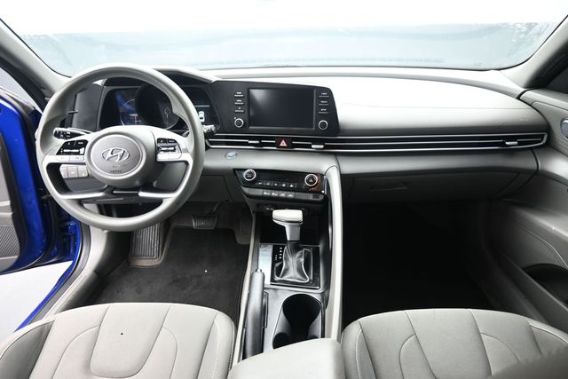 Used 2023 Hyundai Elantra Sedan
