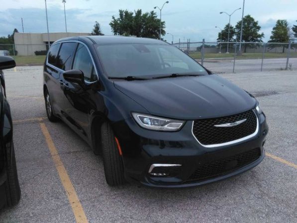 2024 Chrysler Pacifica Touring L FWD