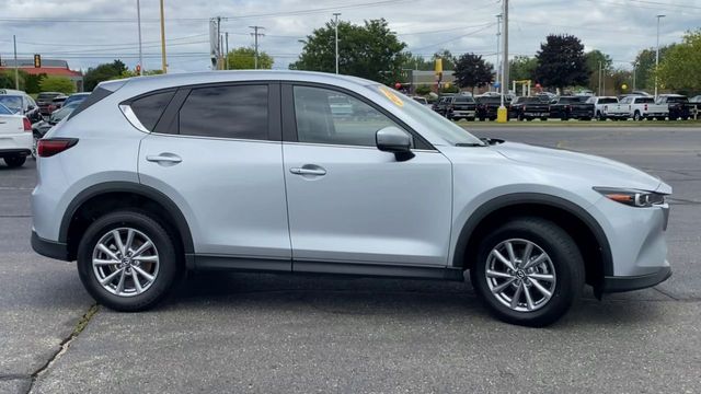 2023 Mazda CX-5 2.5 S Preferred Package 9