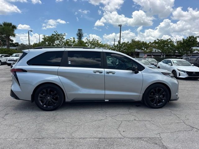 2025 Toyota Sienna - $45,988