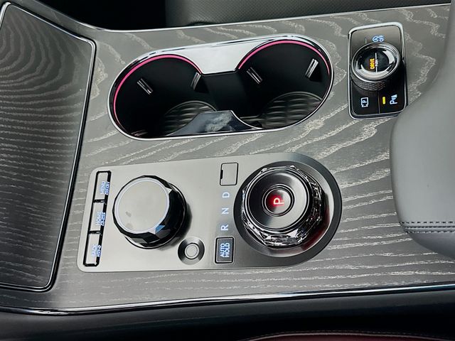 Thumbnail: 2026 Genesis GV80 - 15