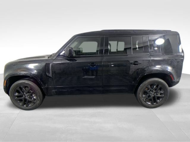 2022 Land Rover Defender 110 XS Edition 4