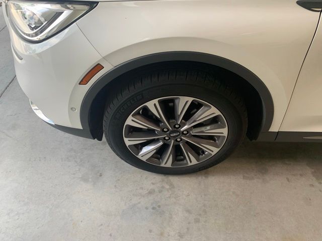 Used 2020 White Lincoln Reserve image 3