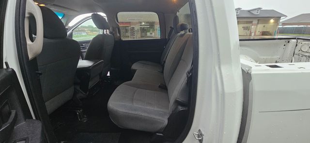 Used 2016 Bright White Clearcoat Ram Tradesman image 5