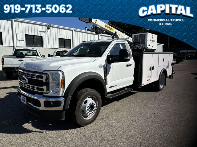 2024 Ford F-550 Super Duty Chassis Cab XL's photo