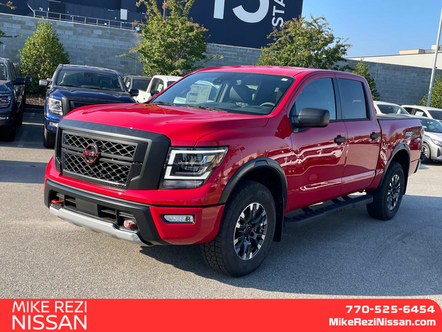 2024 Nissan Titan PRO-4X 5