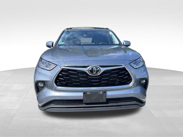 Used 2023 Toyota Highlander SUV