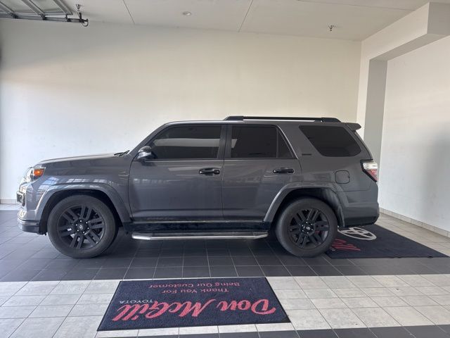 2019 Toyota 4Runner Night Shade V6's photo