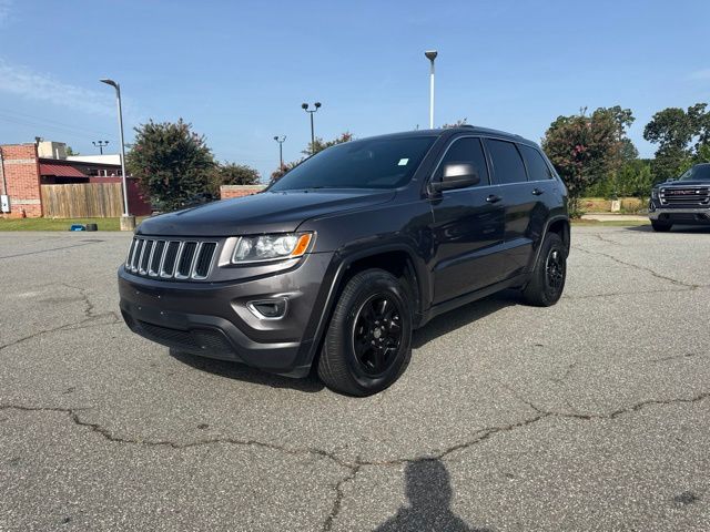Gray (Granite Crystal Metallic Clearcoat) 2016 Jeep Grand Cherokee SUV / Crossover 4X2 8-Speed Automatic
