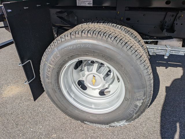 2025 Chevrolet Silverado 3500HD Work Truck photo