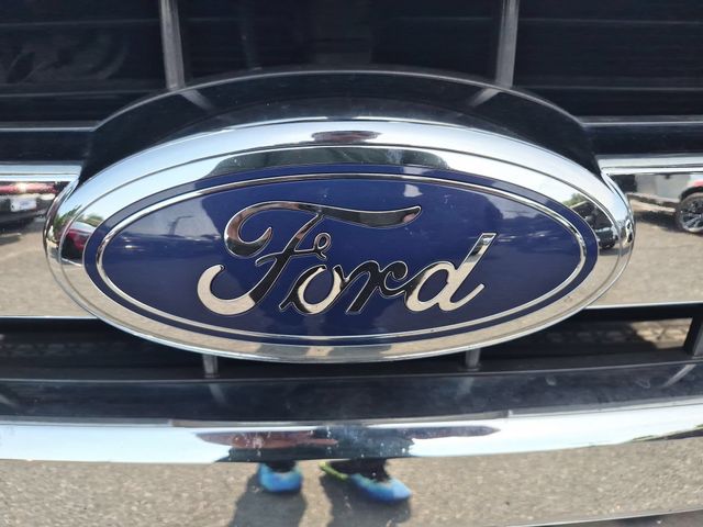 Used 2016 Blue Ford XLT image 34