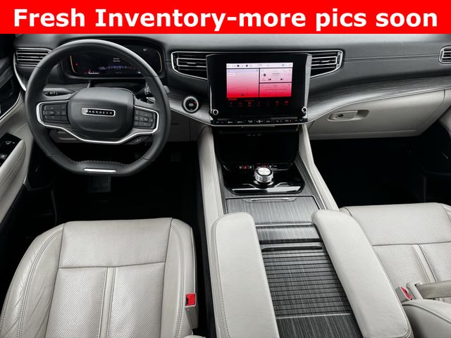 2024 Jeep Wagoneer Series II White at River Oaks CDJR