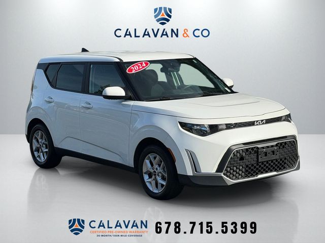 Snow White Pearl 2024 Kia Soul SUV / Crossover Front-Wheel Drive Continuously Variable Transmission