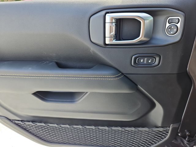 New 2026 Gray Jeep Sahara image 23