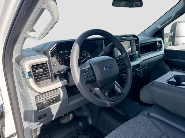2025 Ford F-250SD XL photo