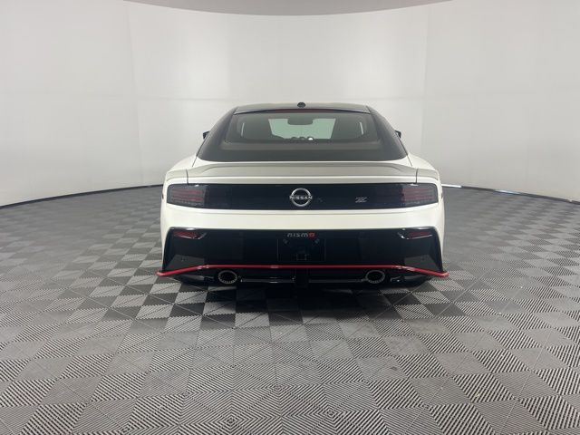 2025 Pearl White Tricoat/Super Black Nissan Z NISMO RWD Coupe