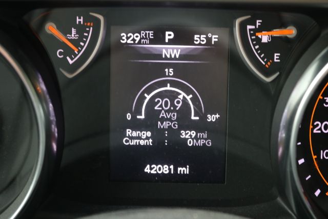 Used Car 2022 Jeep Gladiator  Sport For Sale Under $35,000 In Austin, Texas