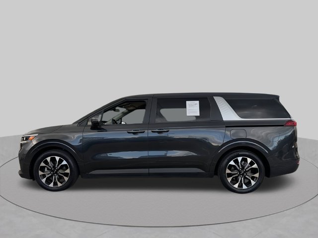Used 2023 Kia Carnival Van