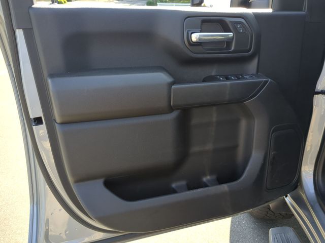Used 2025 Gray Chevrolet Custom image 19