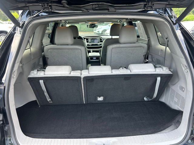 Used 2019 Toyota Highlander SUV