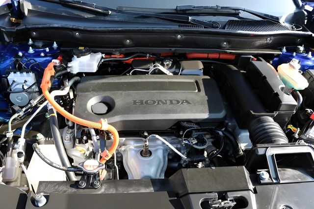 Used Car 2024 Honda Cr-v Hybrid  Sport Touring For Sale Under $35,000 In Austin, Texas