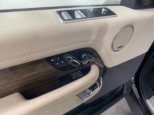 2019 Land Rover Range Rover 3.0L V6 Supercharged HSE 11