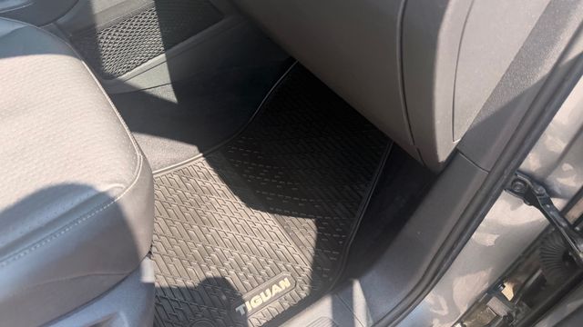 Used 2018 Volkswagen Tiguan SUV