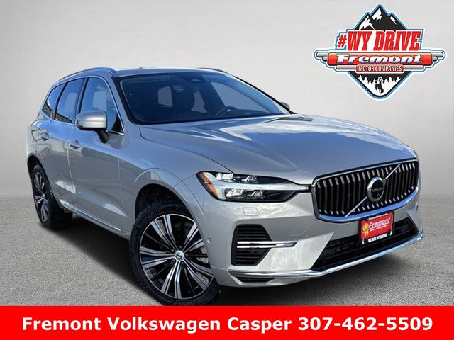 2023 Volvo XC60 Recharge T8 Ultimate Bright Theme eAWD