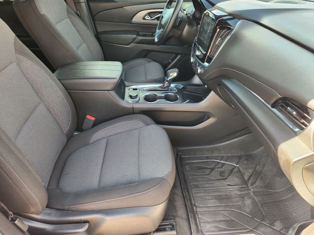 2023 Chevrolet Traverse LT Beige at AutoSavvy Houston Southwest