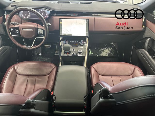 Used 2023 Black Land Rover SE Dynamic image 26