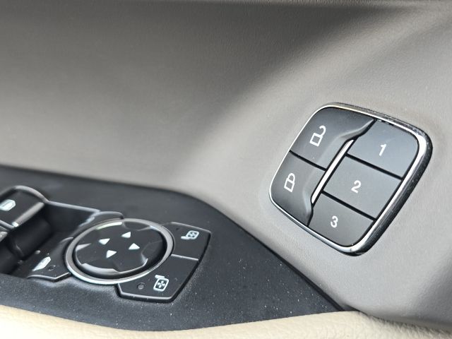 2021 Ford Expedition Limited:L165851A