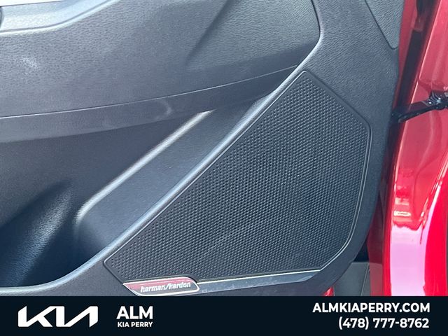 New 2026 Runway Red / Black Roof Kia X-Pro Prestige image 12
