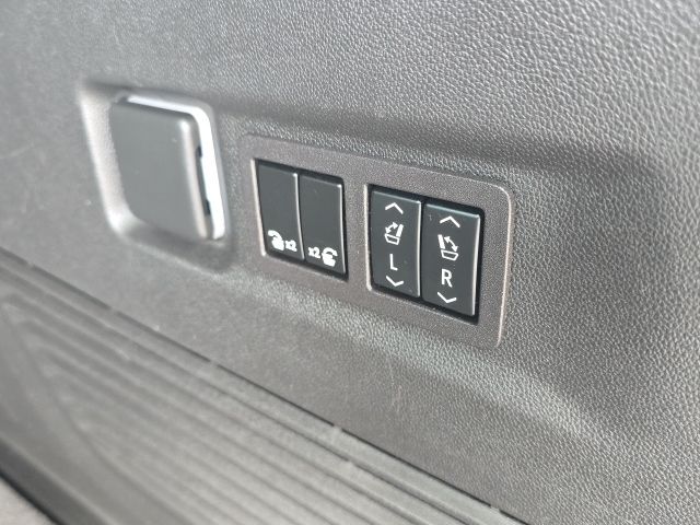 2023 Chevrolet Suburban RST:44631A