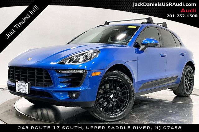 Sapphire Blue Metallic 2017 Porsche Macan AWD SUV / Crossover All-Wheel Drive 7-Speed Automatic