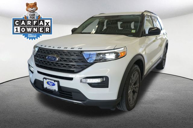 White Metallic 2023 Ford Explorer XLT AWD SUV / Crossover All-Wheel Drive Automatic