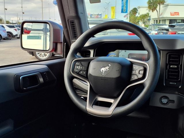 2023 Ford Bronco photo