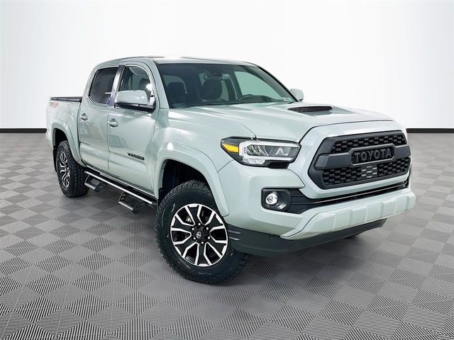 Lunar 2023 Toyota Tacoma TRD Sport Double Cab 4WD Pickup Truck Four-Wheel Drive 6-Speed Automatic